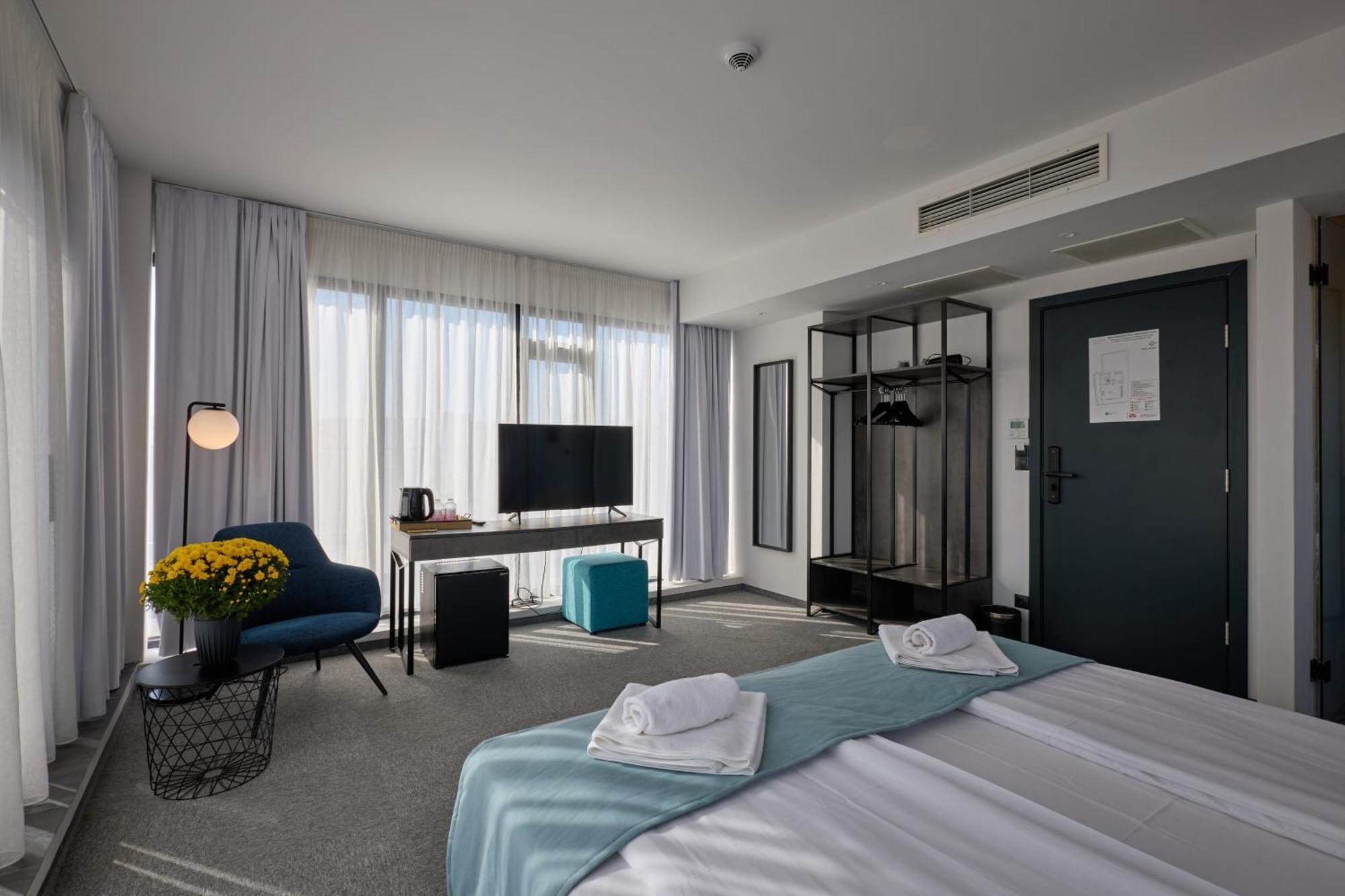 Bizarre Boutique Hotel Varna Extérieur photo
