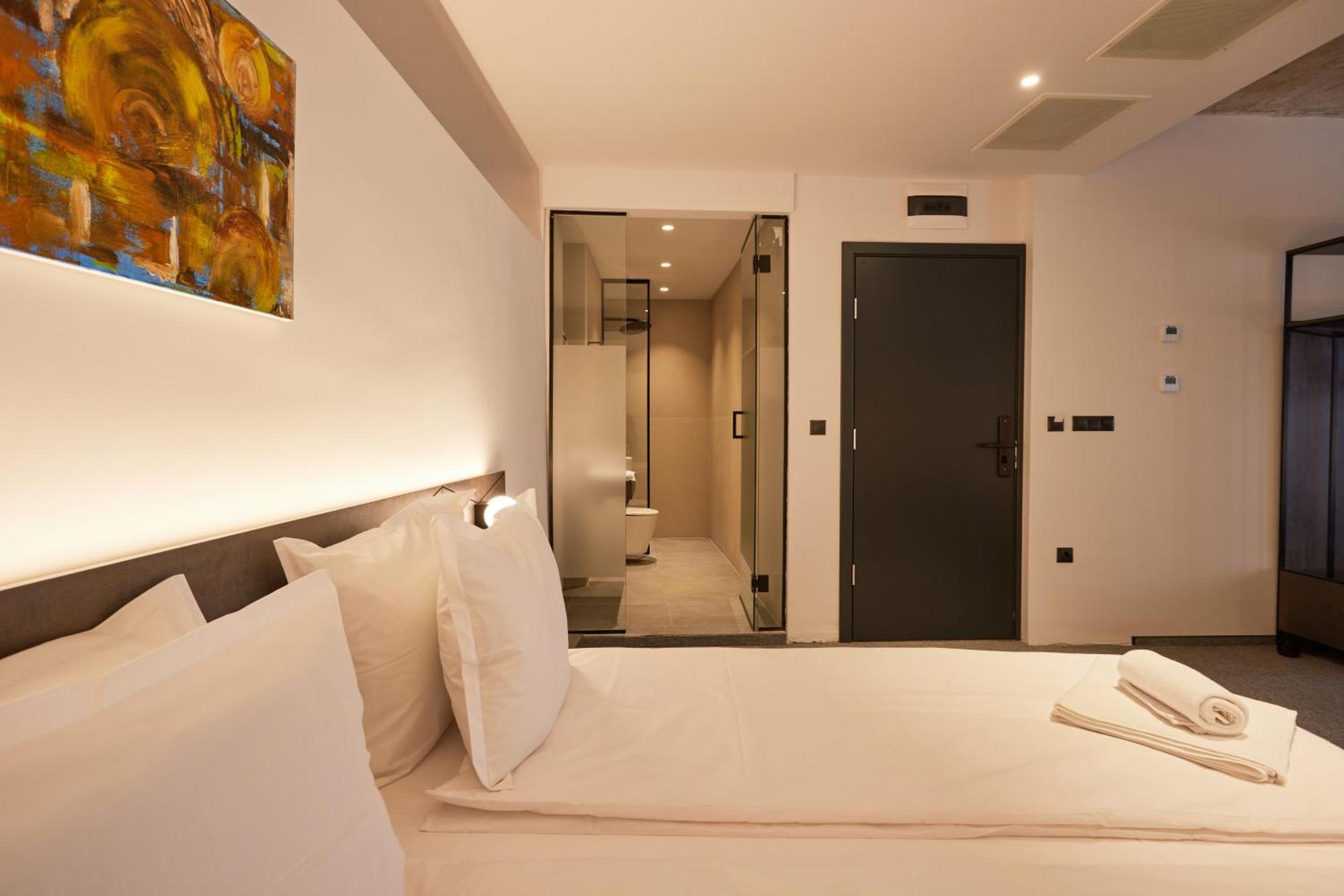 Bizarre Boutique Hotel Varna Extérieur photo